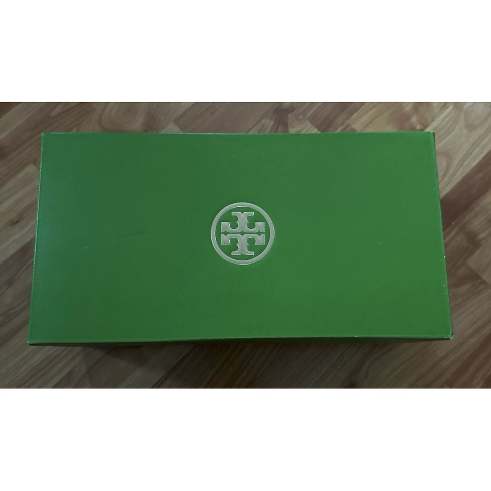 Tory‎ Burch empty shoe box